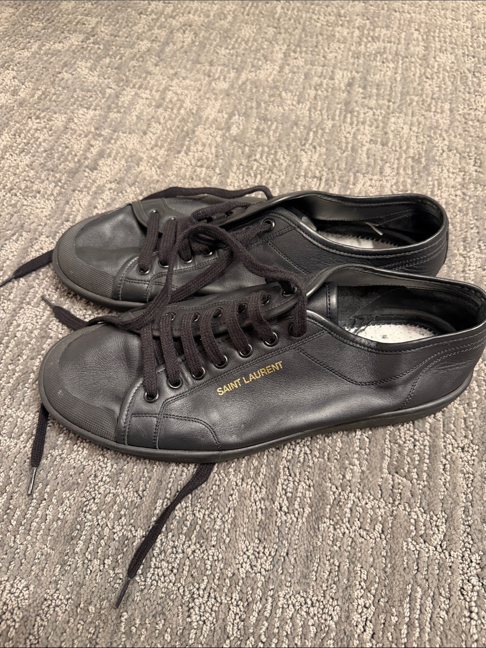 Saint Laurent Black Leather Low-Top Lace-Up Sneakers with Gold Logo